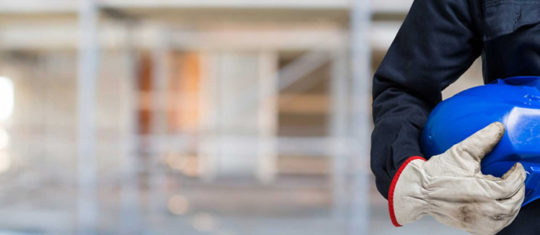 Professionnel spécialisé dans la construction de maison